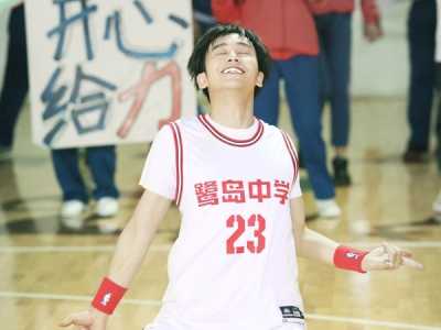 《快把我哥带走》发特辑  彭昱畅“惩罚”张子枫